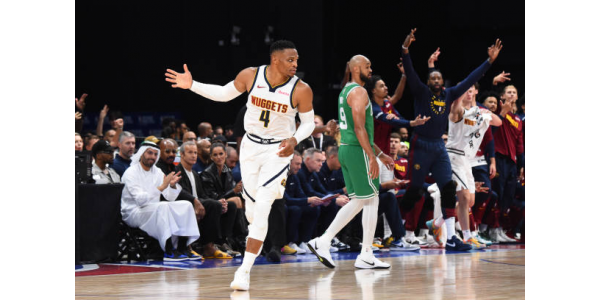 Razlika između ove dvije ekipe je samo 4 boda Razlika između ove dvije ekipe je samo 4 boda